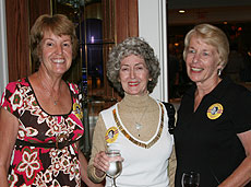 Carol Robinson,Ginny Vigrass,Carol Farr